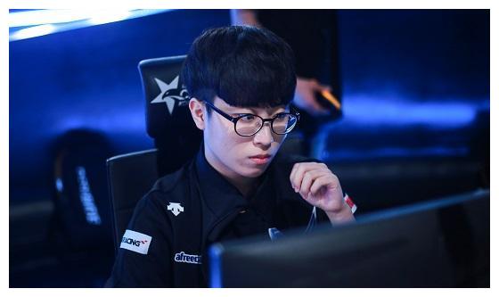 绷不住了 绷不住了