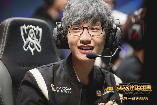 而一旦东窗 而一旦东窗