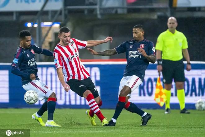 老詹独得4 老詹独得4