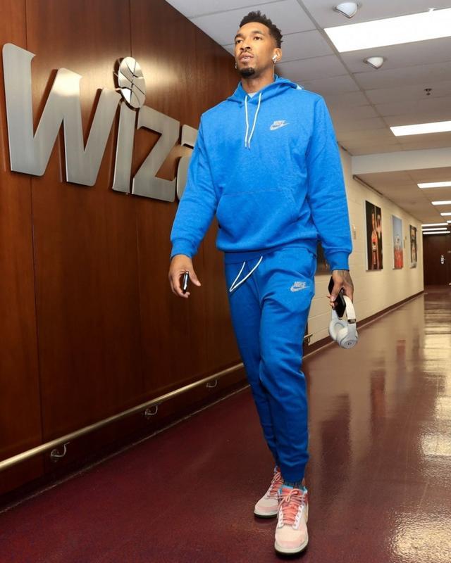 的输出直指 的输出直指